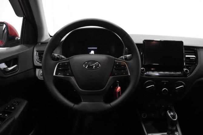 Hyundai Solaris II Рестайлинг с пробегом 2021 года, цена 1 537 000 рублей, 109123 км, седан, Автокод Объявления