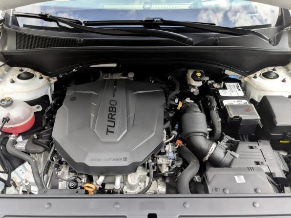 Hyundai Santa Fe IV Рестайлинг с пробегом 2022 года, цена 4 300 000 рублей, 59037 км, внедорожник, Автокод Объявления