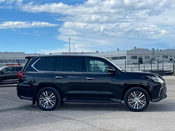 Lexus LX III Рестайлинг 2 с пробегом 2016 года, цена 5 449 000 рублей, 219620 км, внедорожник, Автокод Объявления