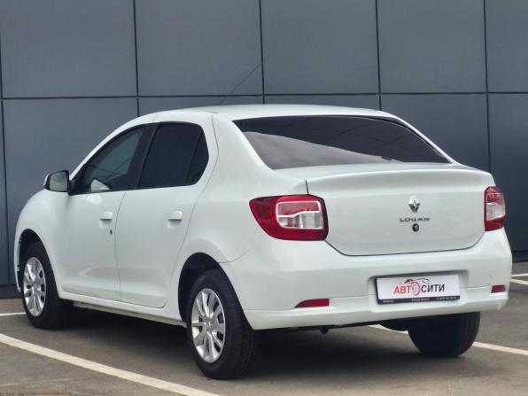 Renault Logan II Рестайлинг с пробегом 2022 года, цена 1 089 000 рублей, 89414 км, седан, Автокод Объявления