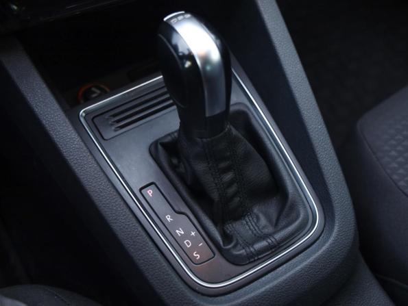 Volkswagen Jetta VI Рестайлинг с пробегом 2016 года, цена 1 239 777 рублей, 134000 км, седан, Автокод Объявления