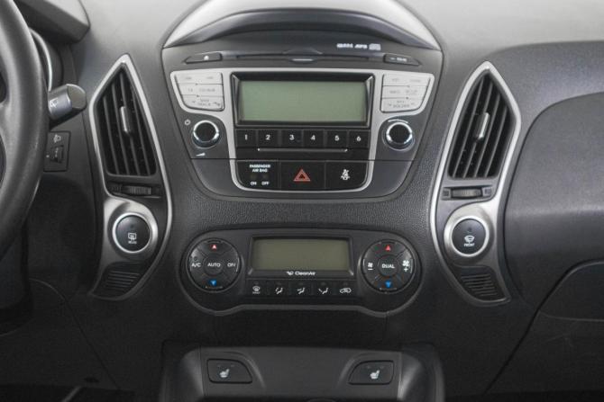 Hyundai ix35 I с пробегом 2010 года, цена 1 099 000 рублей, 232150 км, внедорожник, Автокод Объявления