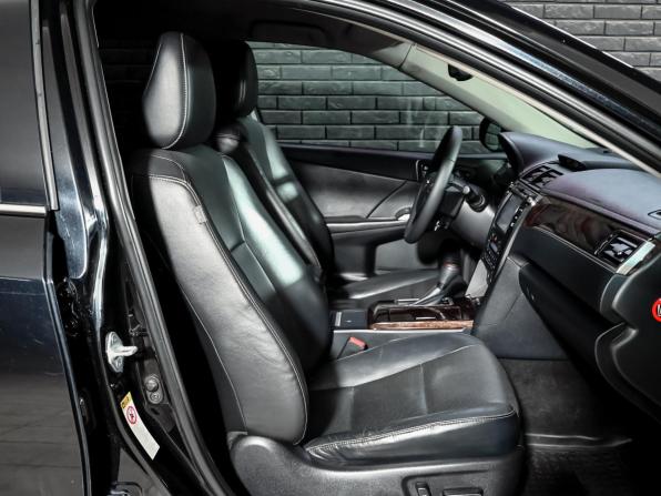 Toyota Camry VII (XV50) Рестайлинг с пробегом 2016 года, цена 2 090 000 рублей, 203714 км, седан, Автокод Объявления