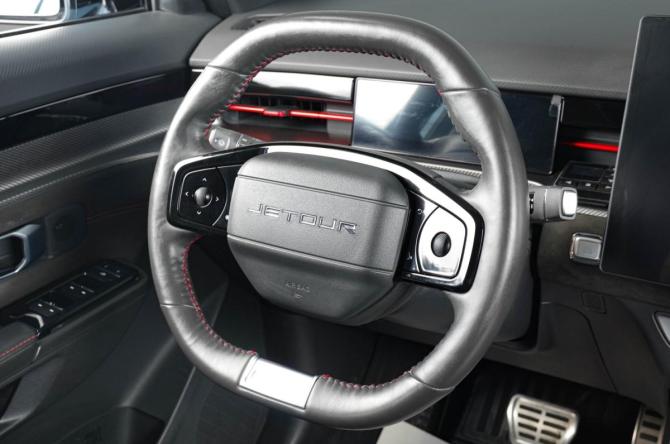 JETOUR DASHING I с пробегом 2023 года, цена 2 059 000 рублей, 47150 км, внедорожник, Автокод Объявления