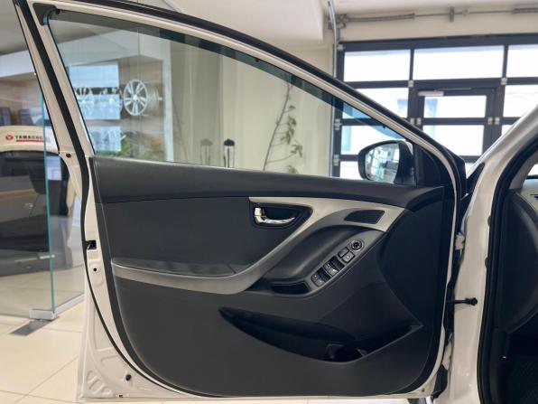 Hyundai Elantra V (MD) с пробегом 2012 года, цена 1 050 000 рублей, 197287 км, седан, Автокод Объявления