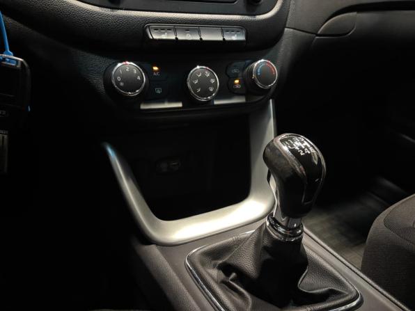 Kia Ceed II Рестайлинг с пробегом 2015 года, цена 879 000 рублей, 102000 км, хэтчбек, Автокод Объявления