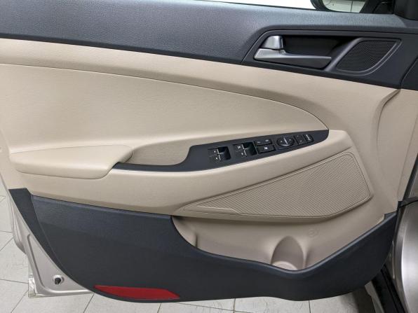 Hyundai Tucson III с пробегом 2016 года, цена 2 150 000 рублей, 83221 км, внедорожник, Автокод Объявления