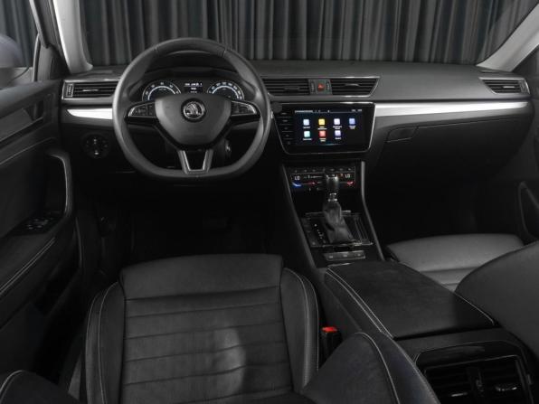 Skoda Superb III Рестайлинг с пробегом 2021 года, цена 2 529 000 рублей, 93004 км, лифтбек, Автокод Объявления