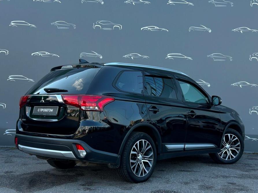 Mitsubishi Outlander III Рестайлинг 2 Санкт-Петербург  - изображение 2