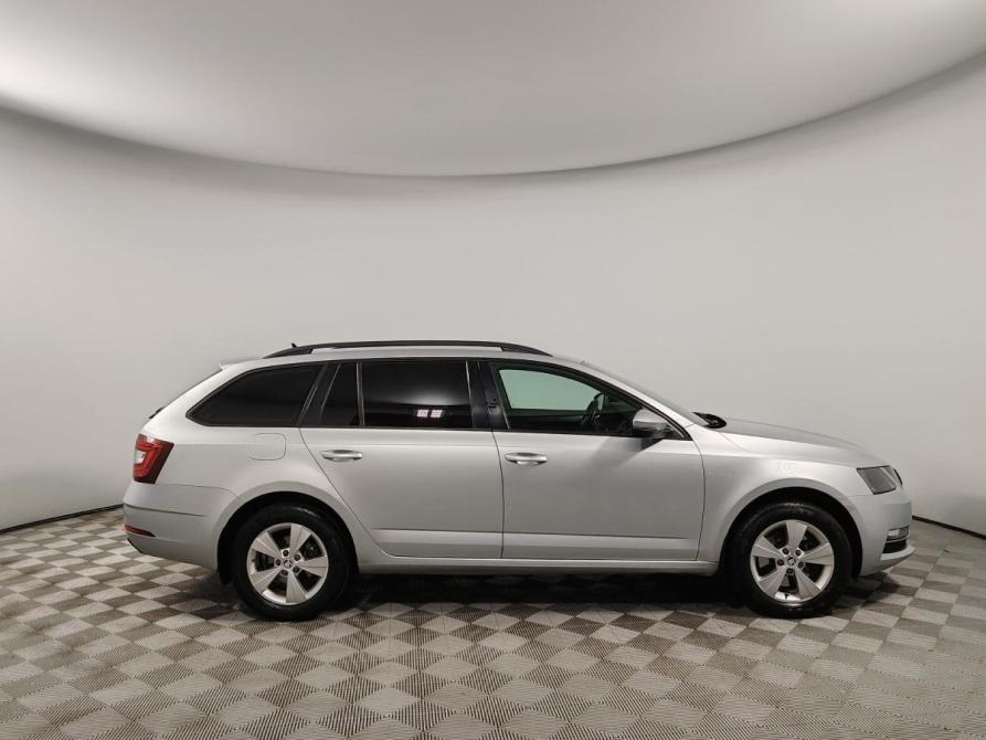 Skoda Octavia III (A7) Рестайлинг Москва  - изображение 4