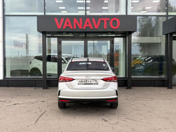 Hyundai Solaris II Рестайлинг с пробегом 2021 года, цена 1 620 000 рублей, 49083 км, седан, Автокод Объявления