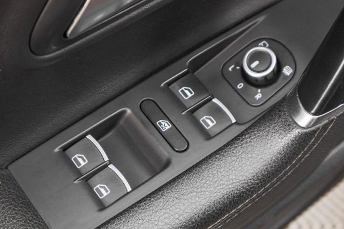 Volkswagen Passat CC I Рестайлинг с пробегом 2013 года, цена 1 039 000 рублей, 226000 км, седан, Автокод Объявления