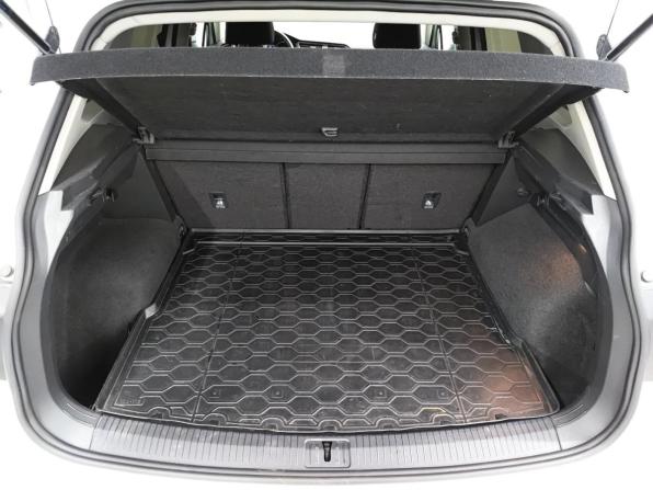Volkswagen Tiguan II с пробегом 2018 года, цена 2 250 000 рублей, 93595 км, внедорожник, Автокод Объявления