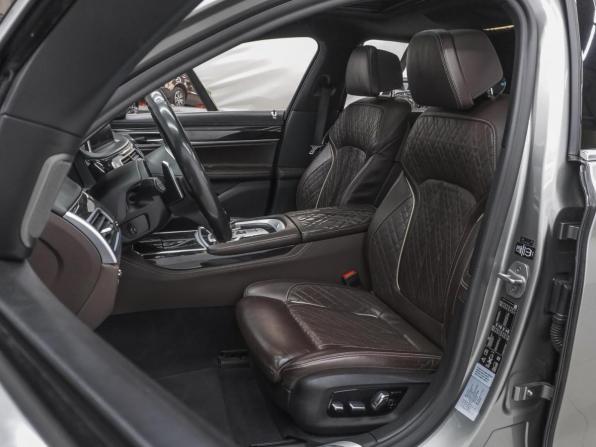 BMW 7 серии VI (G11/G12) Рестайлинг с пробегом 2020 года, цена 5 750 000 рублей, 126890 км, седан, Автокод Объявления