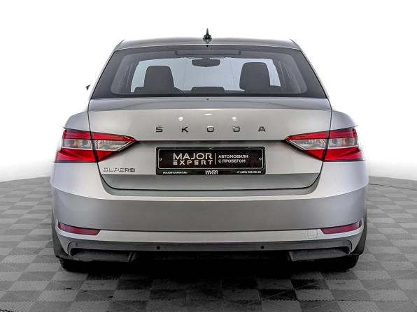 Skoda Superb III Рестайлинг с пробегом 2021 года, цена 2 440 000 рублей, 133030 км, лифтбек, Автокод Объявления