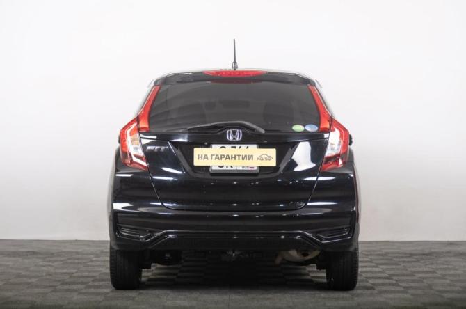 Honda Fit III Рестайлинг с пробегом 2019 года, цена 1 259 000 рублей, 87000 км, хэтчбек, Автокод Объявления