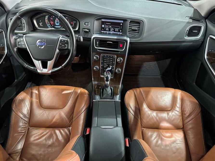 Volvo S60 II Рестайлинг Москва  - изображение 9