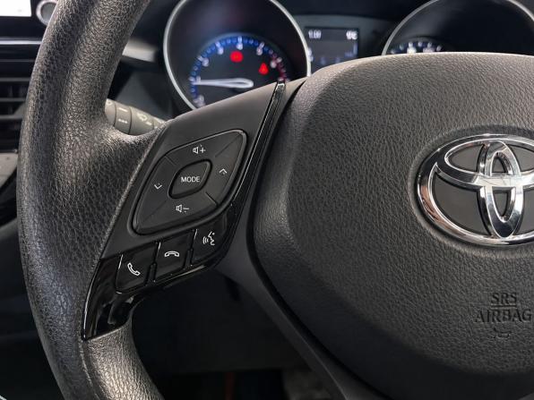 Toyota C-HR I Рестайлинг с пробегом 2020 года, цена 2 019 000 рублей, 27356 км, внедорожник, Автокод Объявления