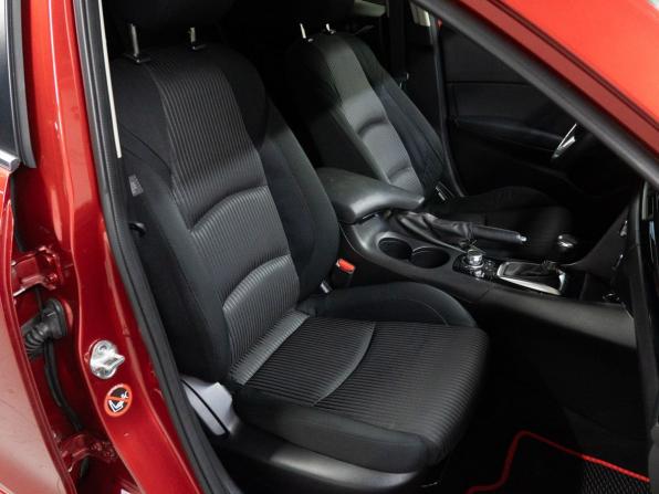 Mazda 3 III (BM) с пробегом 2013 года, цена 1 299 000 рублей, 134115 км, седан, Автокод Объявления