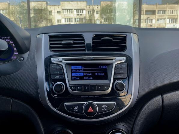 Hyundai Solaris I Рестайлинг с пробегом 2016 года, цена 1 073 000 рублей, 85186 км, седан, Автокод Объявления