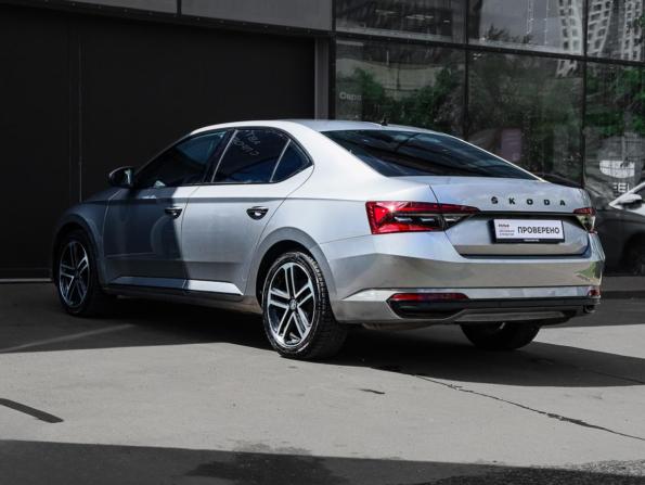 Skoda Superb III Рестайлинг с пробегом 2024 года, цена 3 690 000 рублей, 37160 км, лифтбек, Автокод Объявления