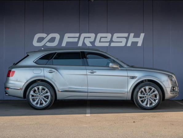 Bentley Bentayga I с пробегом 2019 года, цена 16 640 000 рублей, 21470 км, внедорожник, Автокод Объявления