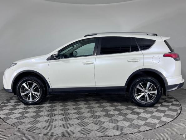 Toyota RAV4 IV (XA40) Рестайлинг с пробегом 2017 года, цена 2 297 000 рублей, 64636 км, внедорожник, Автокод Объявления