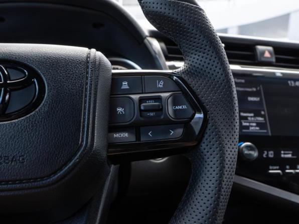 Toyota Camry VIII (XV70) с пробегом 2018 года, цена 2 760 000 рублей, 181751 км, седан, Автокод Объявления