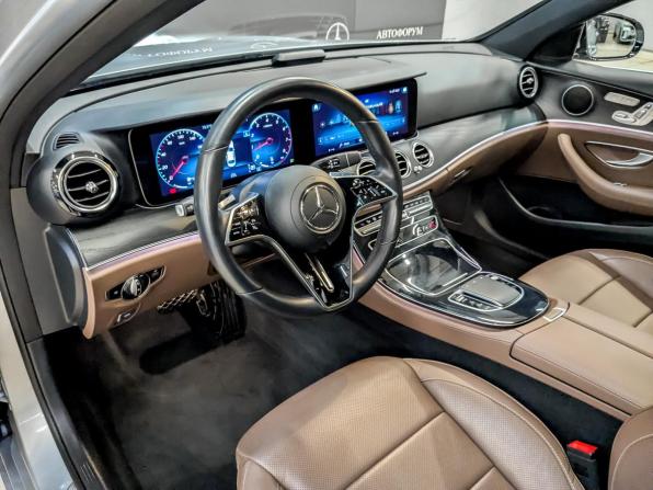 Mercedes-Benz E-Класс V (W213 S213 C238) Рестайлинг с пробегом 2022 года, цена 4 645 000 рублей, 72000 км, седан, Автокод Объявления