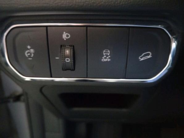Haval Jolion I Рестайлинг 2 с пробегом 2025 года, цена 2 240 000 рублей, 13515 км, внедорожник, Автокод Объявления