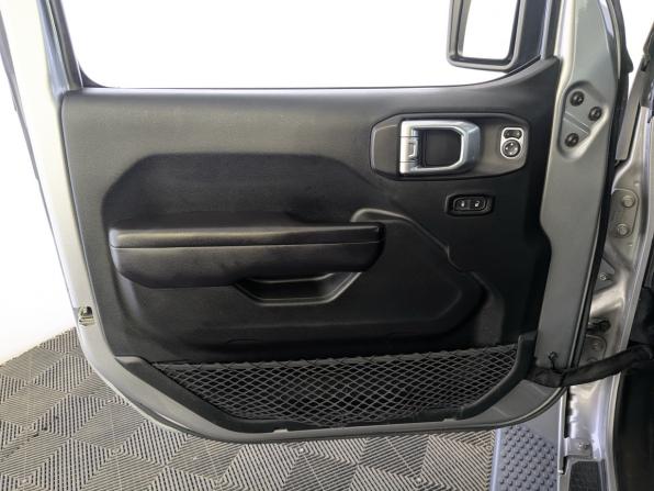 Jeep Wrangler IV (JL) с пробегом 2018 года, цена 3 900 000 рублей, 86461 км, внедорожник, Автокод Объявления