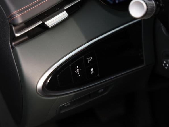 Genesis GV70 I с пробегом 2021 года, цена 4 499 000 рублей, 79885 км, внедорожник, Автокод Объявления