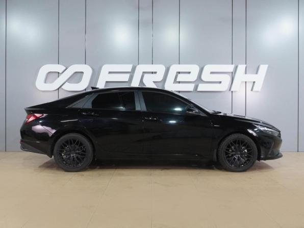 Hyundai Elantra VII (CN7) с пробегом 2022 года, цена 2 099 000 рублей, 46924 км, седан, Автокод Объявления