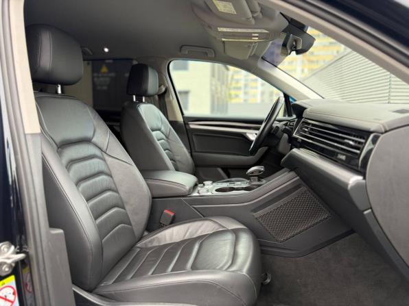 Volkswagen Touareg III с пробегом 2018 года, цена 4 625 000 рублей, 118000 км, внедорожник, Автокод Объявления