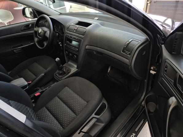 Skoda Octavia II (A5) Рестайлинг с пробегом 2013 года, цена 649 000 рублей, 173463 км, лифтбек, Автокод Объявления