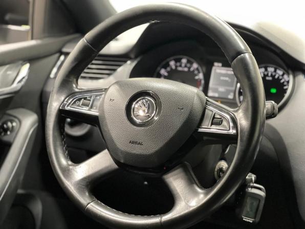 Skoda Octavia III (A7) с пробегом 2014 года, цена 1 200 500 рублей, 241116 км, лифтбек, Автокод Объявления