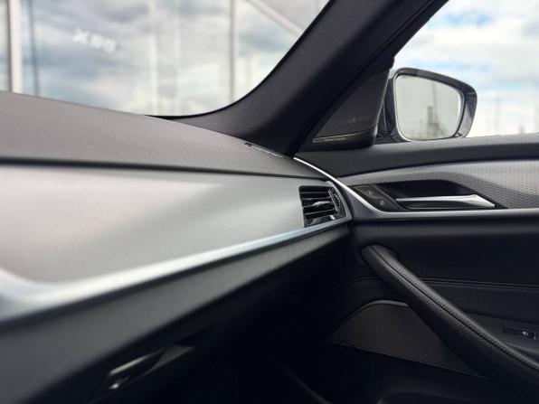 BMW 5 серии VII (G30/G31/G38) с пробегом 2019 года, цена 3 095 000 рублей, 201494 км, седан, Автокод Объявления