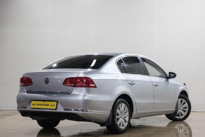 Volkswagen Passat B7 с пробегом 2012 года, цена 849 000 рублей, 138000 км, седан, Автокод Объявления