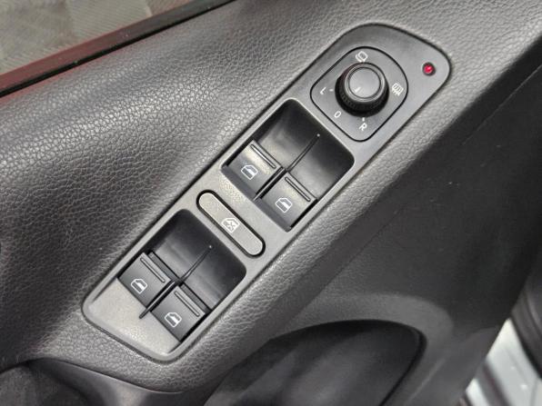 Volkswagen Tiguan I Рестайлинг с пробегом 2016 года, цена 1 635 000 рублей, 109546 км, внедорожник, Автокод Объявления