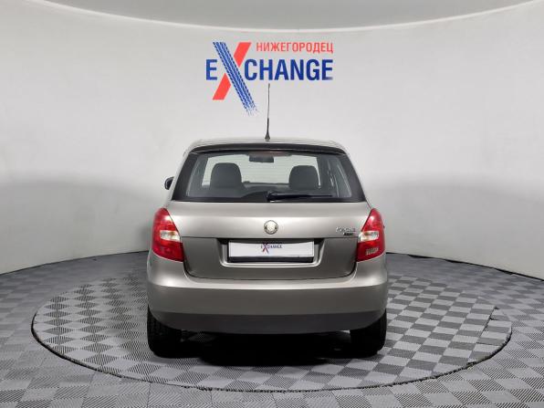 Skoda Fabia II Рестайлинг с пробегом 2010 года, цена 429 000 рублей, 201335 км, хэтчбек, Автокод Объявления