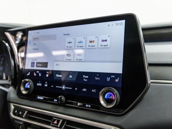 Lexus RX V с пробегом 2023 года, цена 7 598 000 рублей, 13688 км, внедорожник, Автокод Объявления