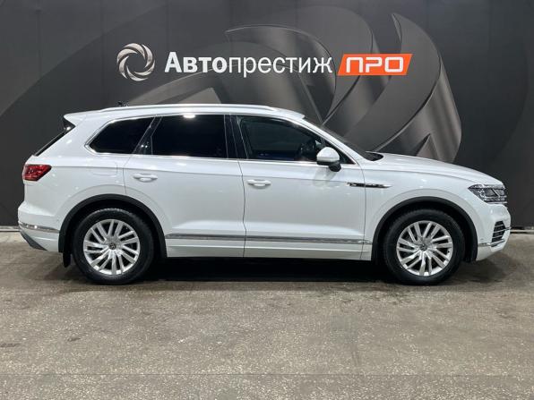 Volkswagen Touareg III с пробегом 2021 года, цена 6 050 000 рублей, 134546 км, внедорожник, Автокод Объявления