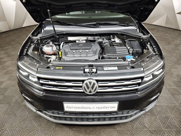 Volkswagen Tiguan II с пробегом 2018 года, цена 2 581 000 рублей, 118462 км, внедорожник, Автокод Объявления