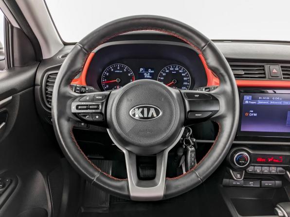 Kia Rio IV Рестайлинг с пробегом 2021 года, цена 1 825 000 рублей, 67939 км, хэтчбек, Автокод Объявления