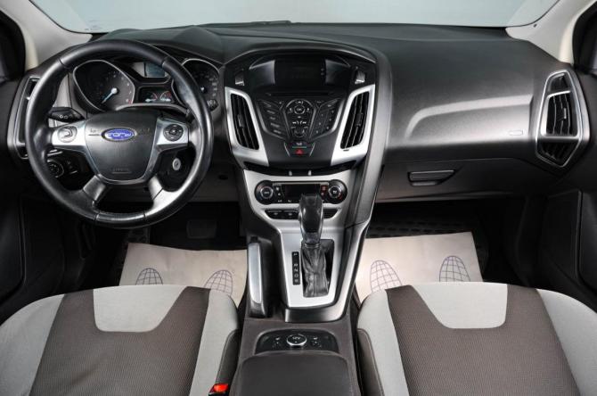 Ford Focus III с пробегом 2013 года, цена 989 000 рублей, 199000 км, универсал, Автокод Объявления