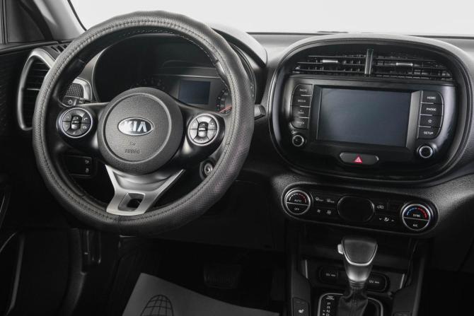 Kia Soul III с пробегом 2020 года, цена 1 999 000 рублей, 67400 км, хэтчбек, Автокод Объявления
