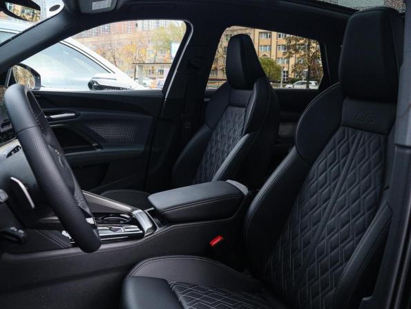 Audi Q5 III (GU) с пробегом 2026 года, цена 6 290 000 рублей, 2542 км, внедорожник, Автокод Объявления