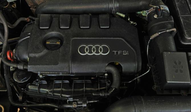 Audi Q3 I (8U) с пробегом 2012 года, цена 1 300 000 рублей, 263458 км, внедорожник, Автокод Объявления