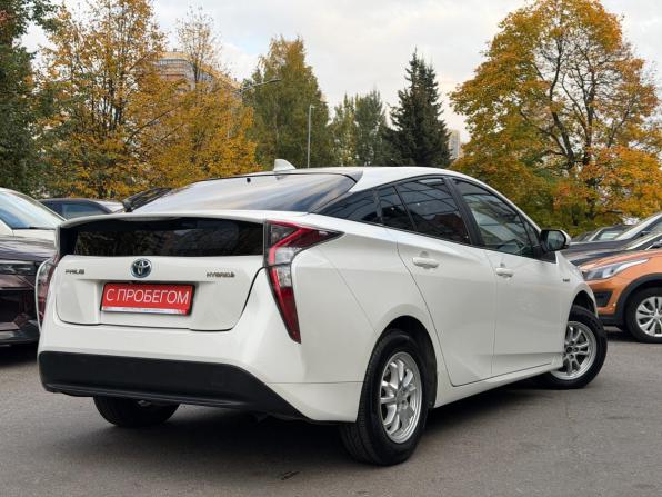Toyota Prius IV (XW50) с пробегом 2017 года, цена 1 799 000 рублей, 133000 км, лифтбек, Автокод Объявления
