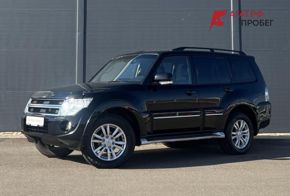 Mitsubishi Pajero IV Рестайлинг 1 Красноярск  - изображение 1